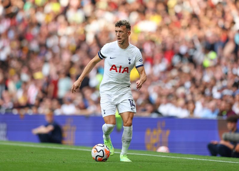 Cầu thủ thi đấu trong màu áo Tottenham