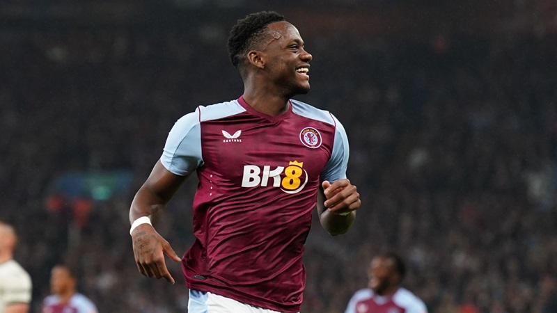 Jhon Durán gia nhập và thi đấu cho Aston Villa